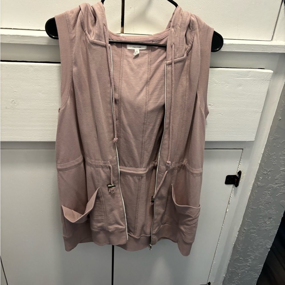 Maurice’s vest.